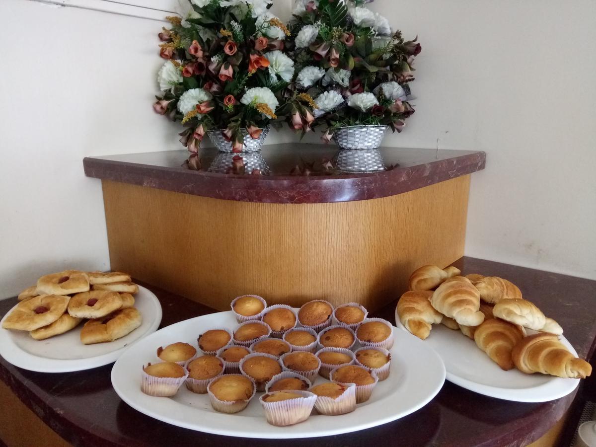 Hotel Airlink Castle Nedumbassery Zewnętrze zdjęcie