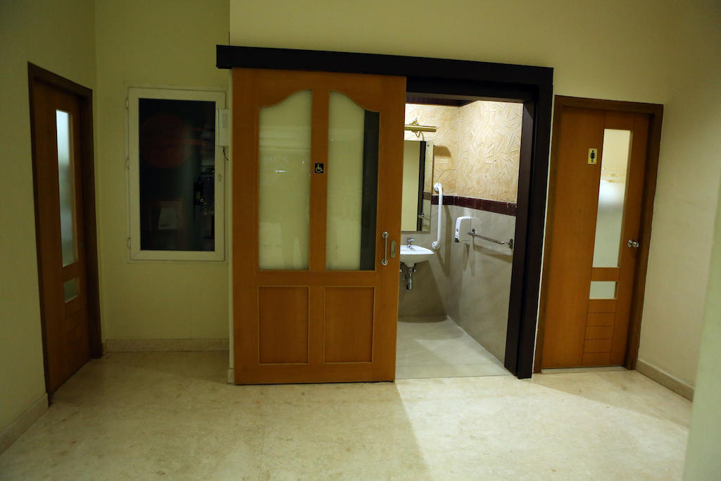 Hotel Airlink Castle Nedumbassery Zewnętrze zdjęcie