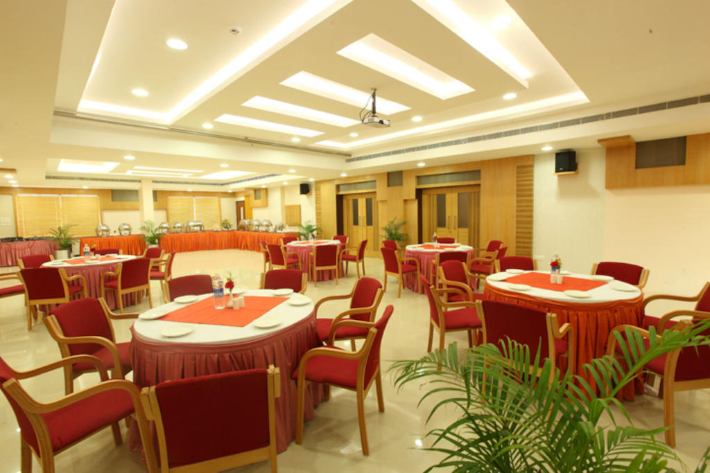 Hotel Airlink Castle Nedumbassery Zewnętrze zdjęcie